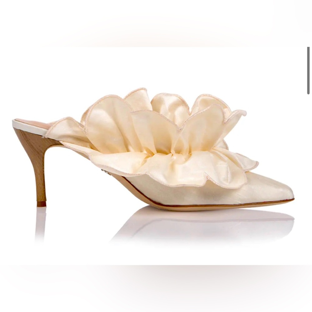 Cream, size 11 Brother Vellies Stella Mules. New in box!